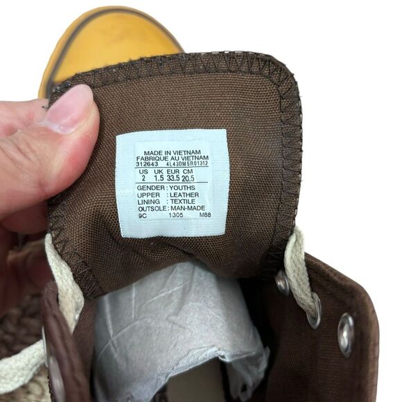 Converse All-Star HI Chuck Taylor Brown Gum Leather Youth Kids Shoes sz 2 - Picture 9 of 10